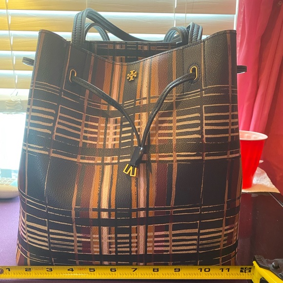 Tory Burch Handbags - Tory Burch Bucket